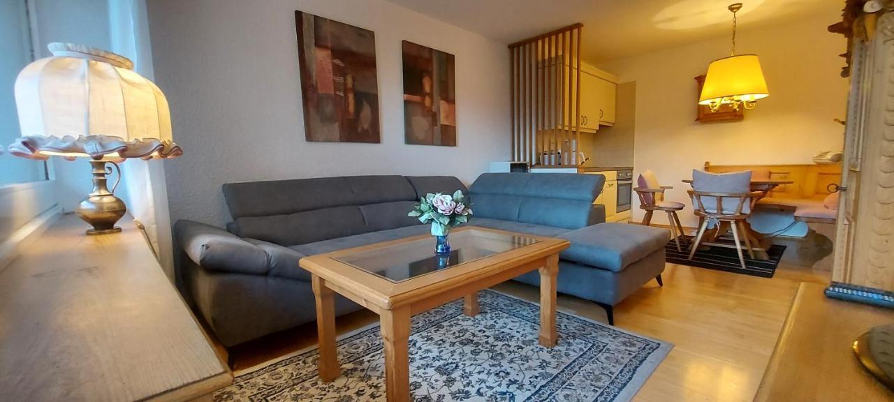 Wettersteinblick Apartment การ์มิช-พาร์เทนเคียร์เชน ภายนอก รูปภาพ