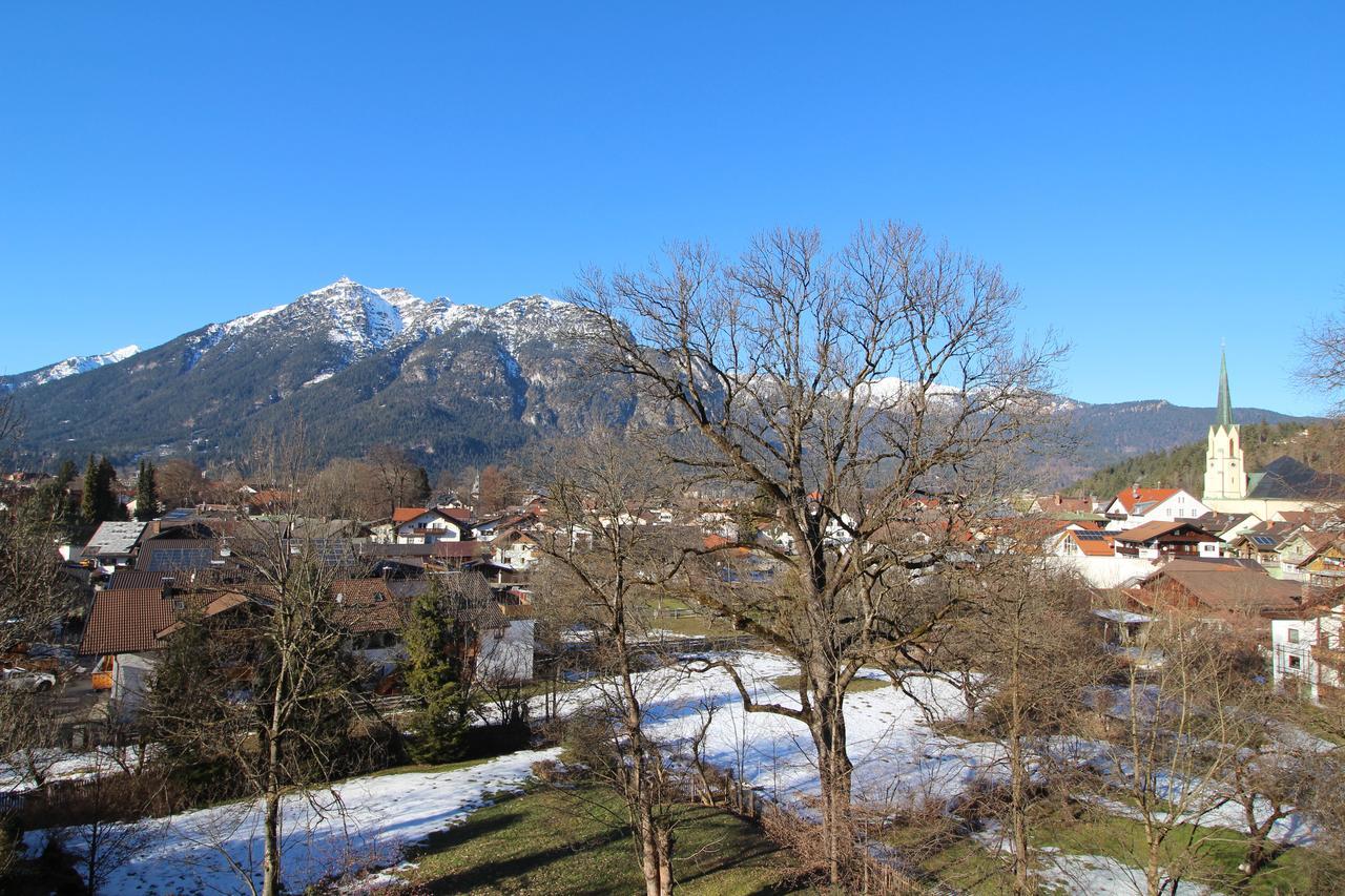 Wettersteinblick Apartment การ์มิช-พาร์เทนเคียร์เชน ภายนอก รูปภาพ