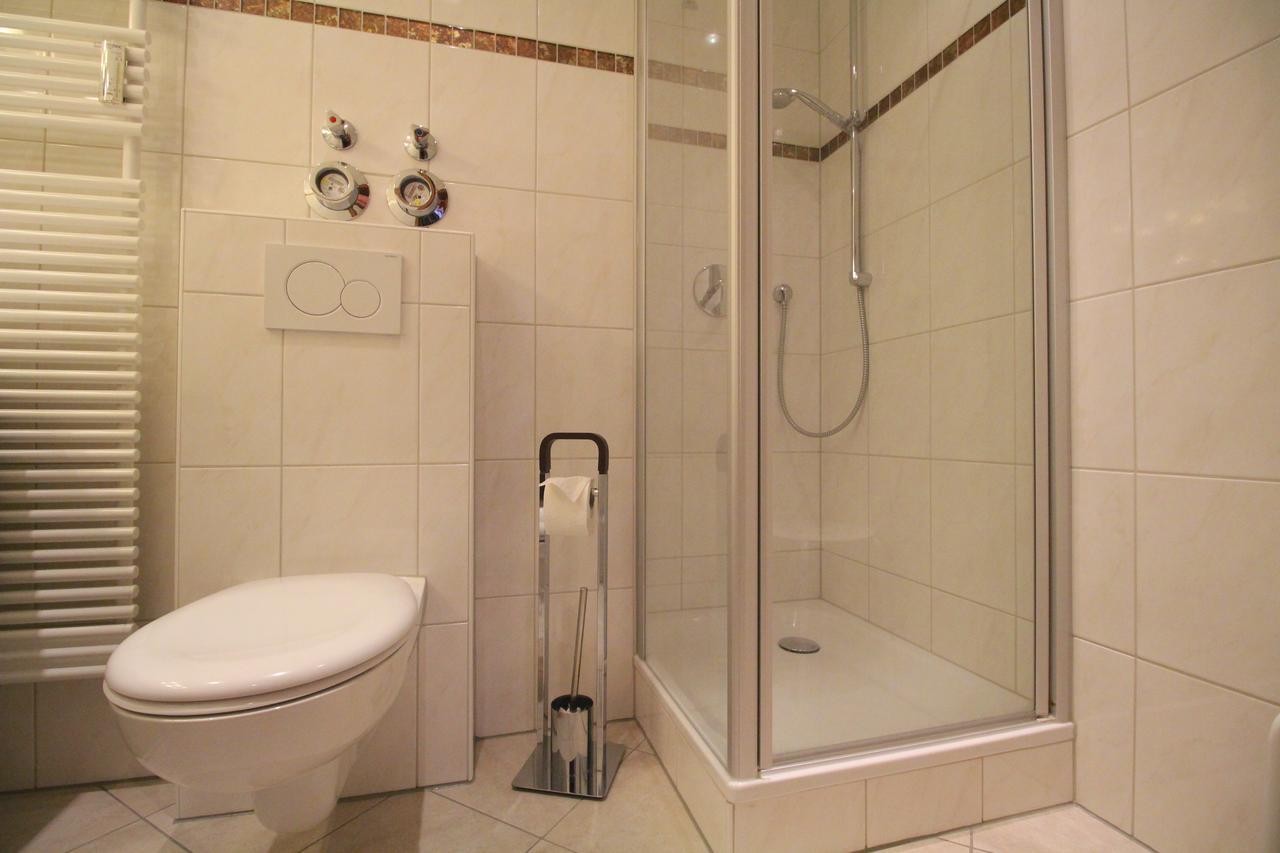 Wettersteinblick Apartment การ์มิช-พาร์เทนเคียร์เชน ภายนอก รูปภาพ